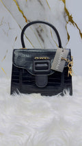 Borsa Phard con ciondolo in ecopelle misura media