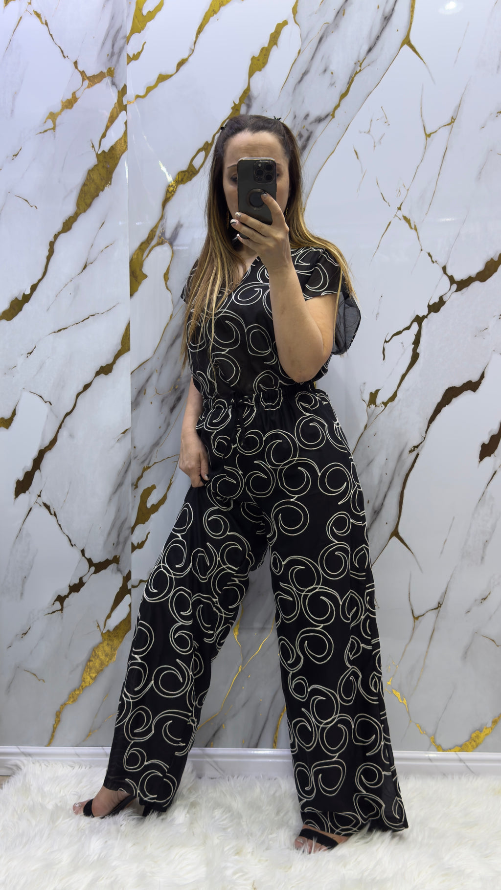 Coordinato Pdk pantalone a palazzo e blusa in cotone con ricami