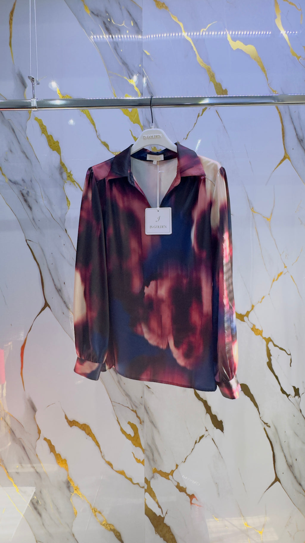 Blusa Isi fantasia
