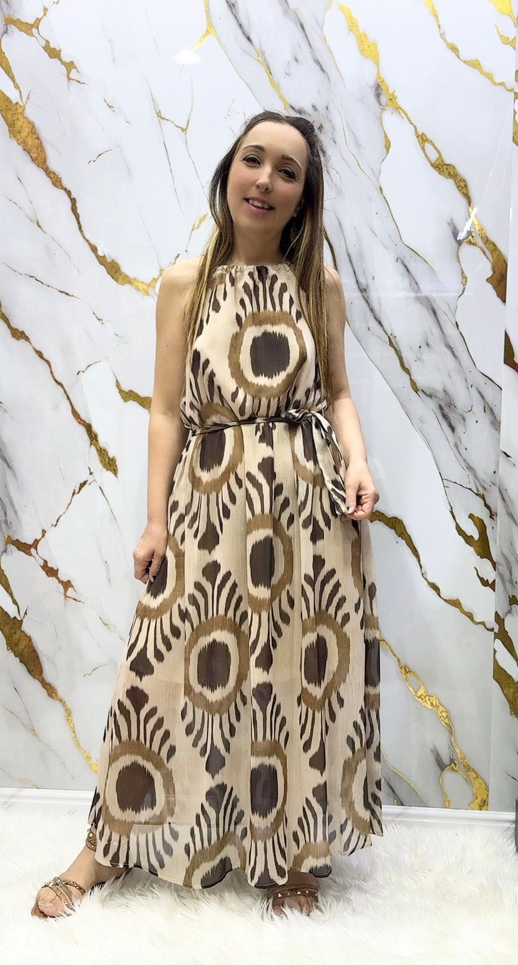 Abito lungo Pdk in fantasia beige con laccetto regolabile