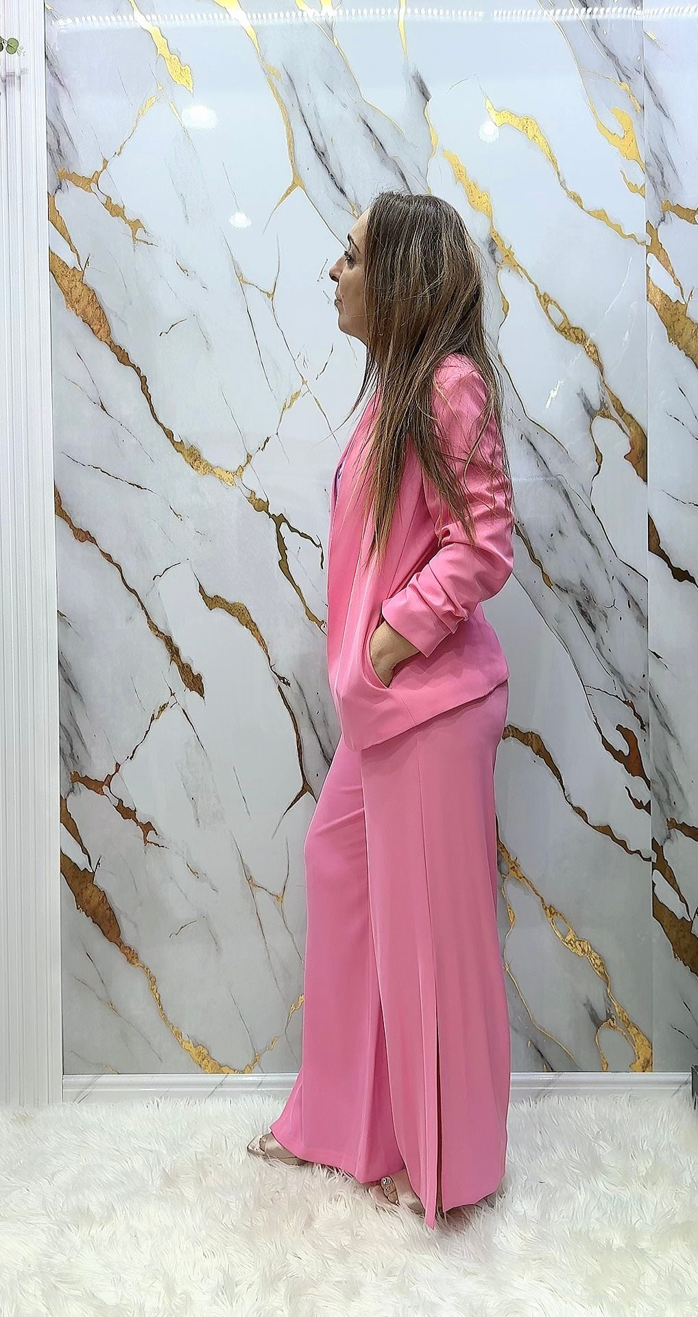 Tailleur Phard con blazer con pantalone a palazzo con aperture lati