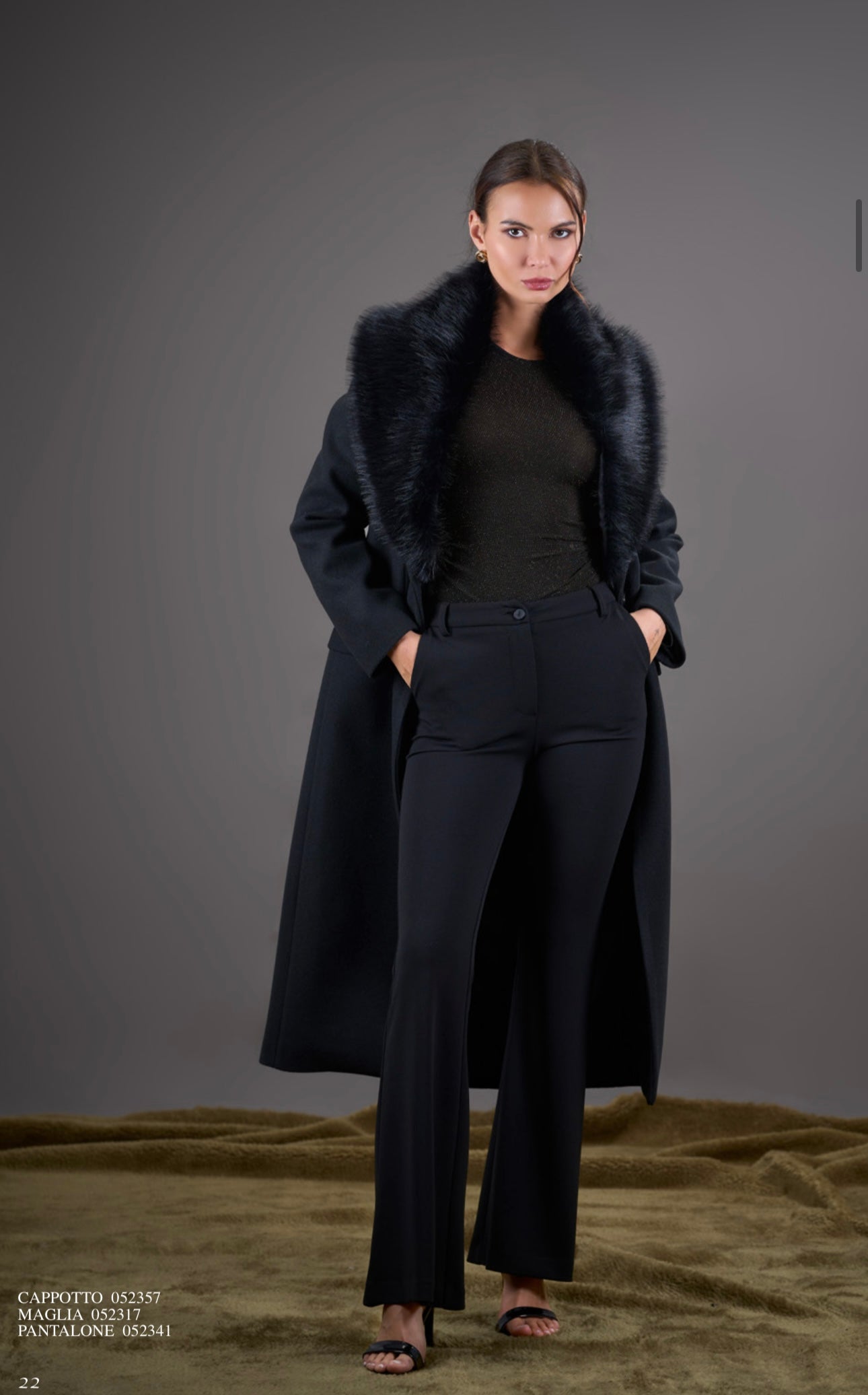 Tailleur Pdk con pantalone a zampa