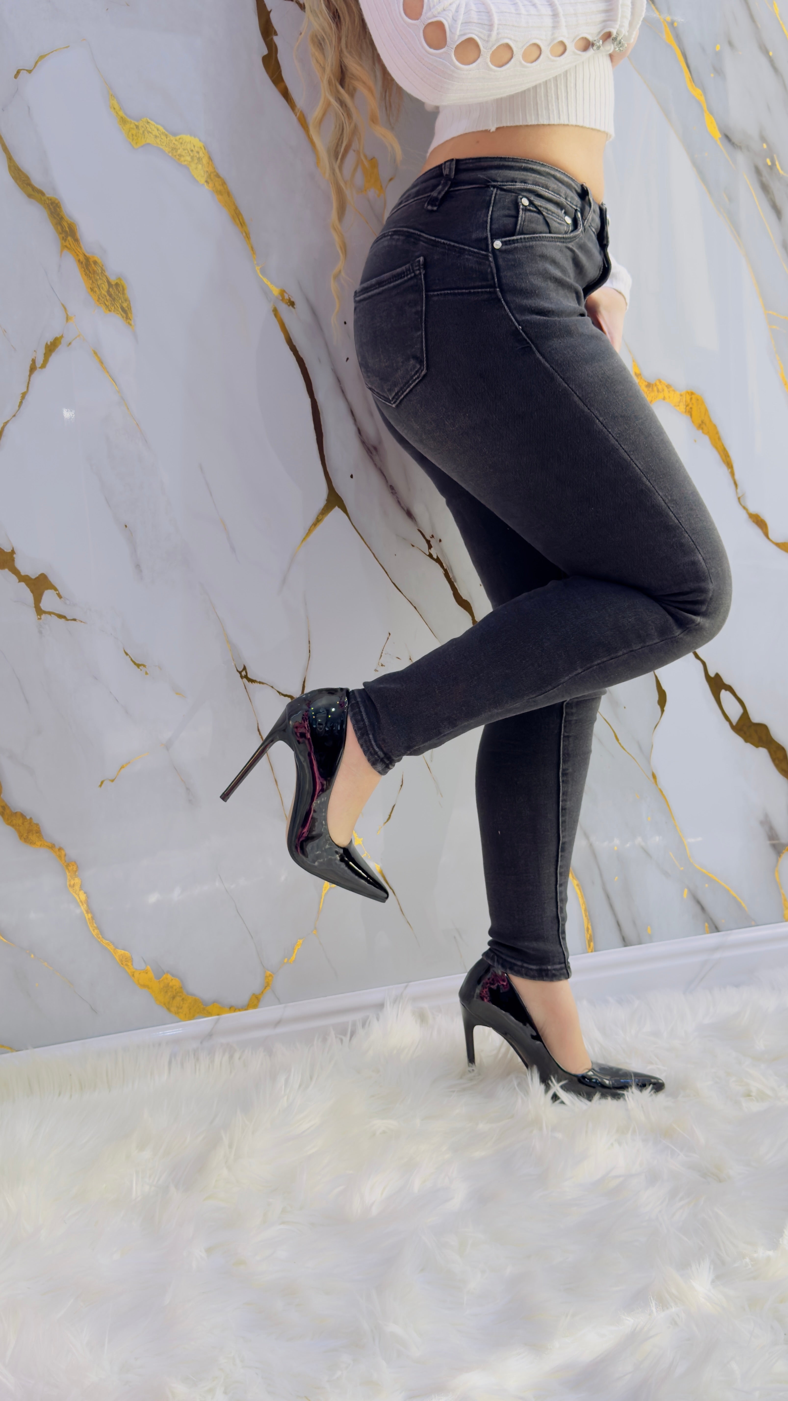 Jeans skinny Top push up nero carteggiato elasticizzato