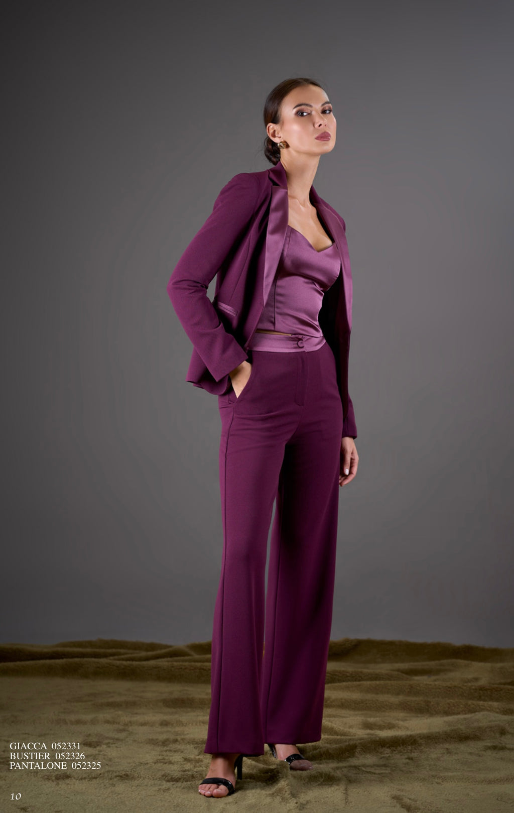 Tailleur Pdk elasticizzato con pantalone a palazzo