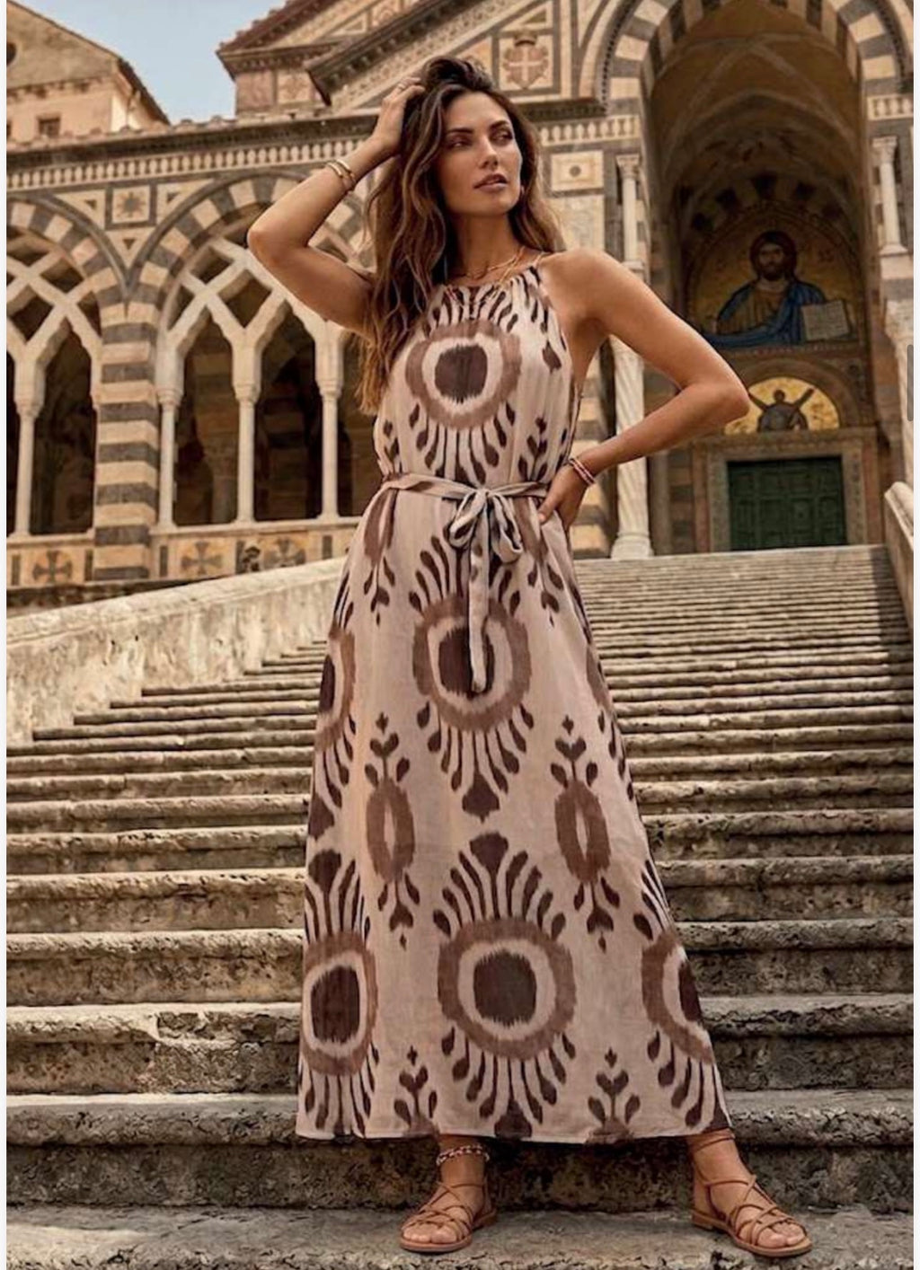 Abito lungo Pdk in fantasia beige con laccetto regolabile