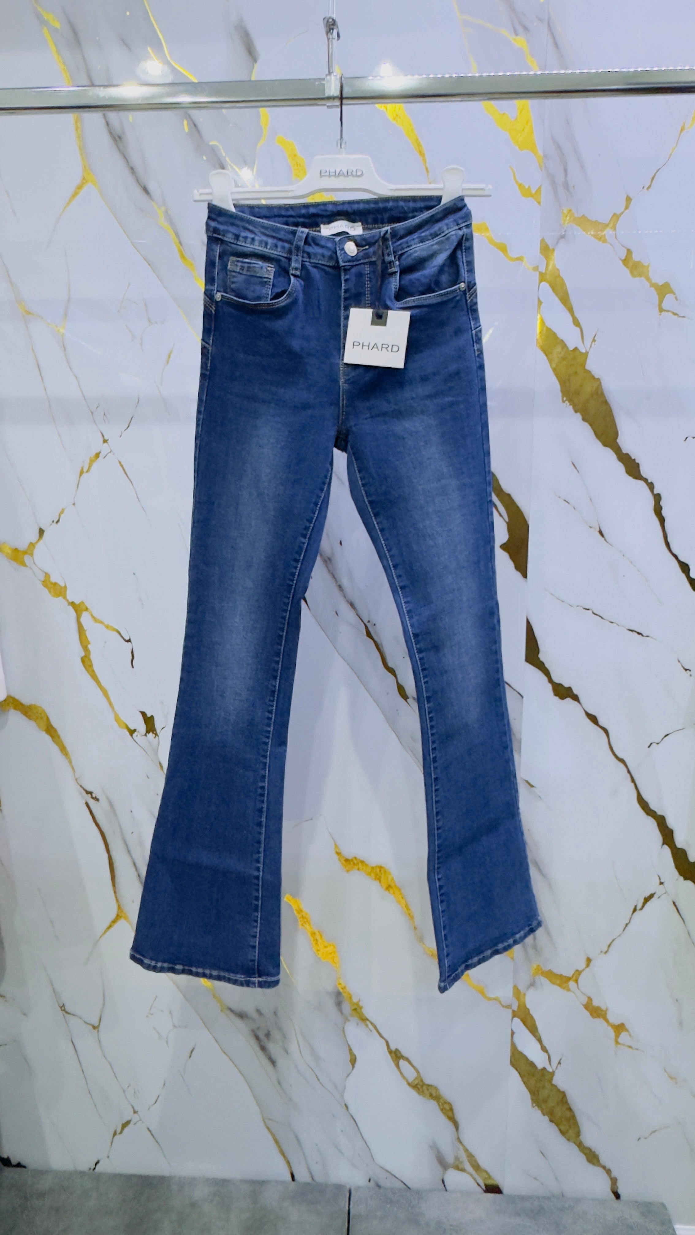 Jeans Phard a zampa elasticizzato