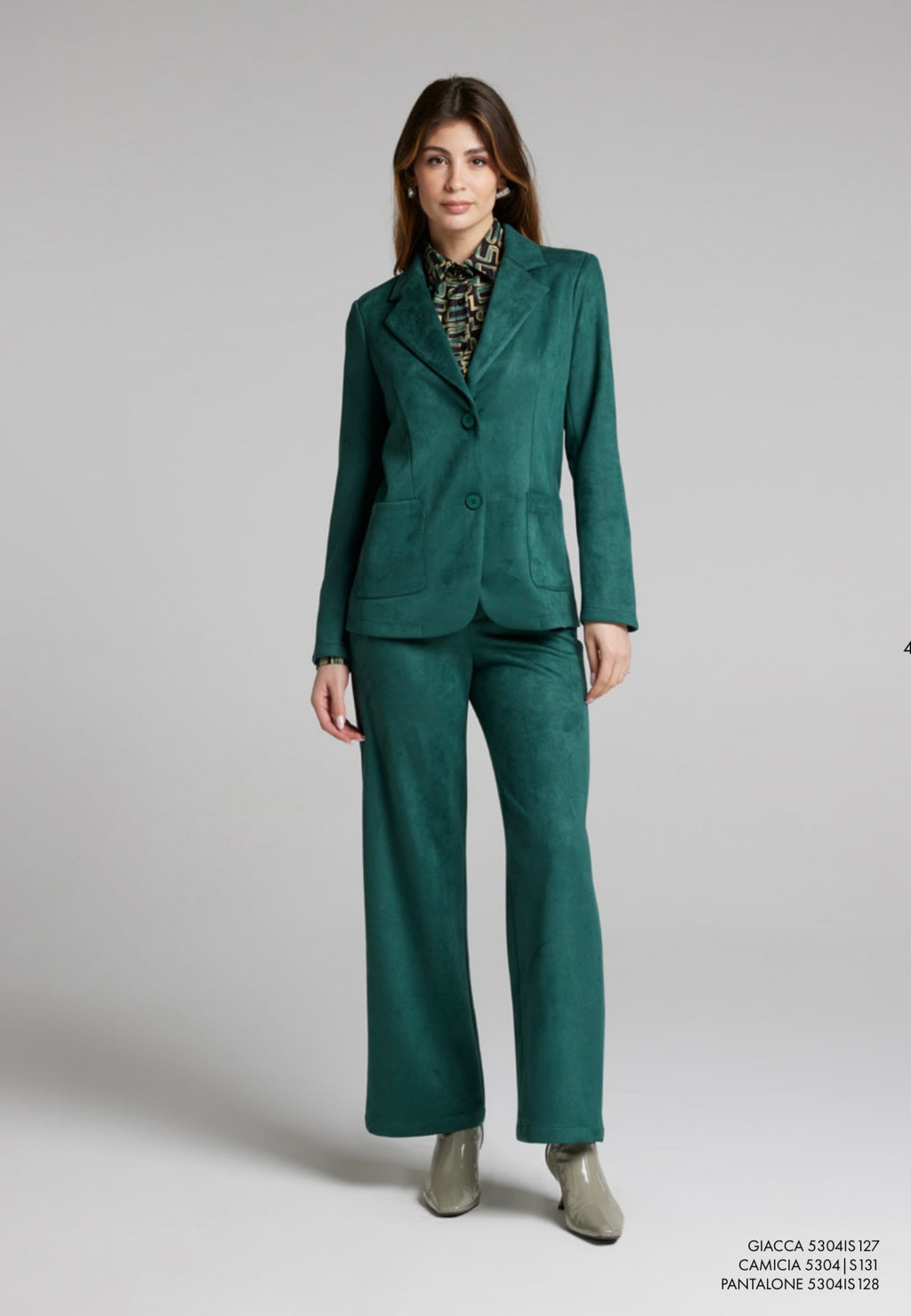 Tailleur in velluto isi elasticizzato con pantalone a palazzo