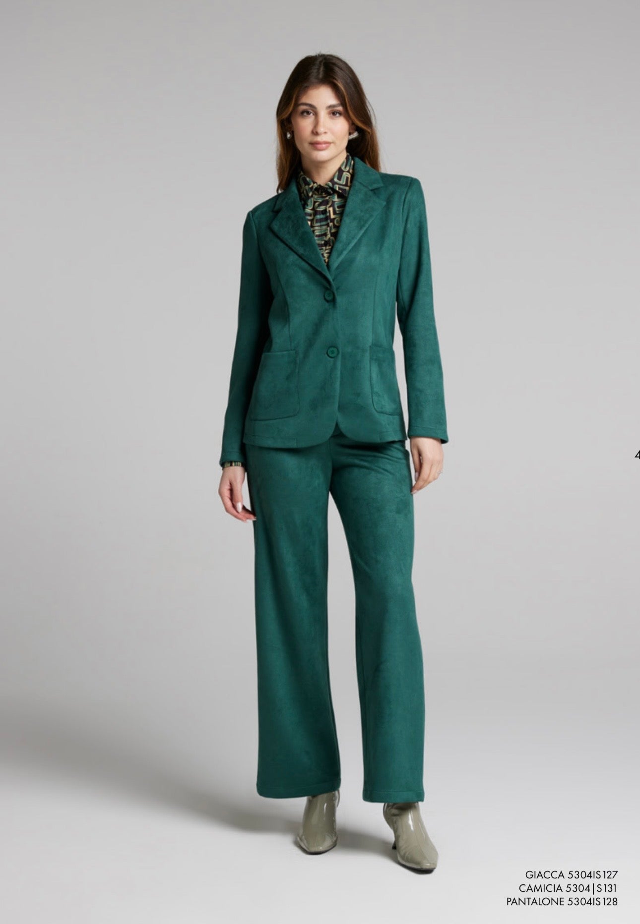 Tailleur in velluto isi elasticizzato con pantalone a palazzo