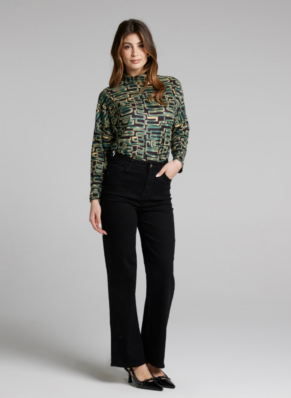 Jeans Isi nero elasticizzato a palazzo